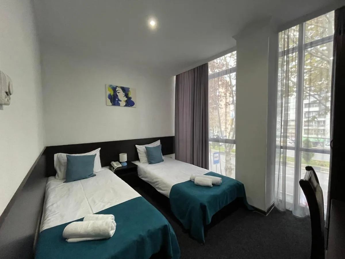 Hotel Aura Tbilisi 3*,  Georgia